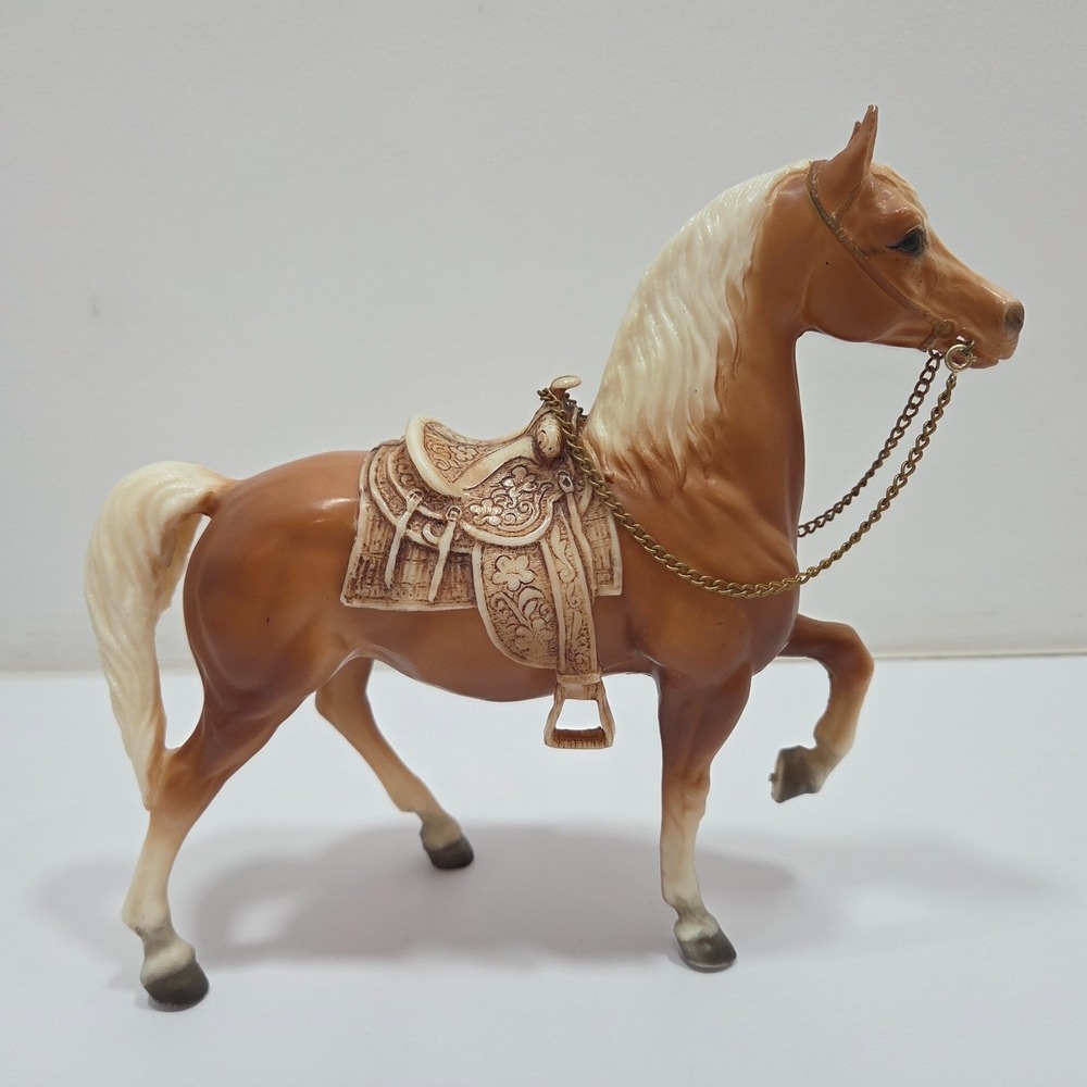 Breyer #112 Cheyenne Western Prancing Palomino Horse w/ Saddle‎ & Reins